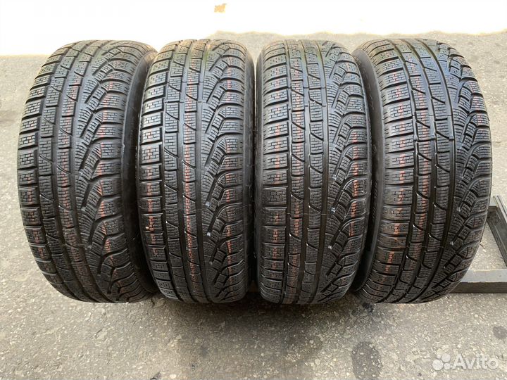 Pirelli Winter Sottozero 210 Serie II 225/60 R17