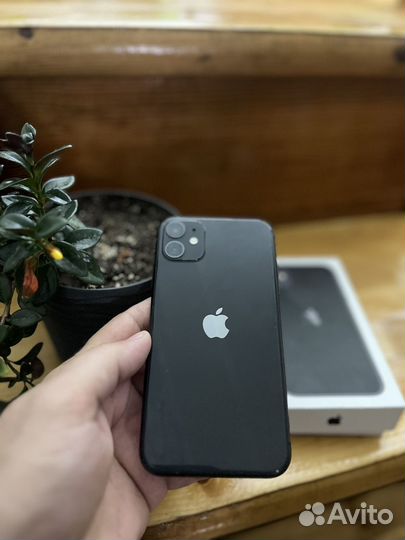 iPhone 11, 128 ГБ