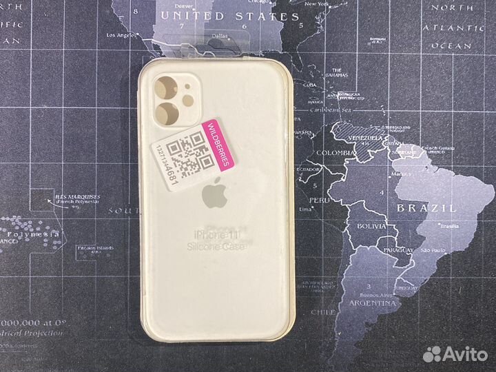 Белый чехол на айфон 11 силиконовый (Новый)