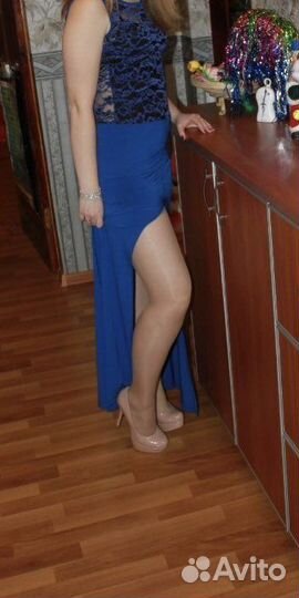 Платье вечернее