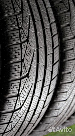 Pirelli Winter Sottozero 210 225/45 R18 и 255/40 R18 95H