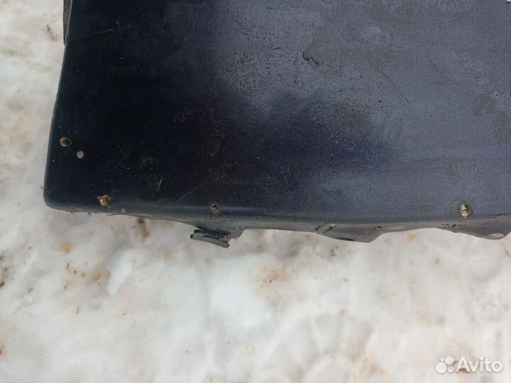 Крыло переднее правое Audi A8 D3