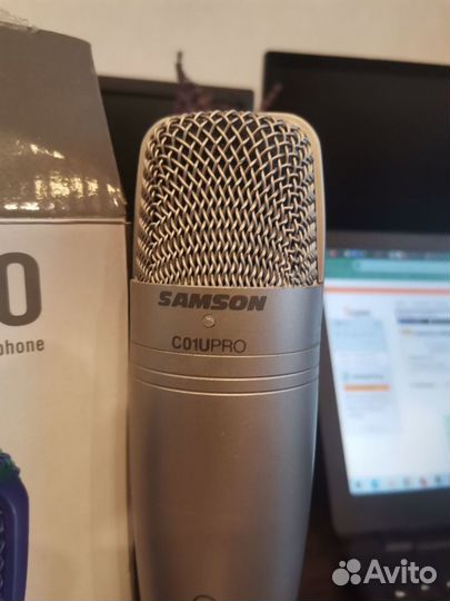 Студийный конденсаторный микрофон Samson c01u pro