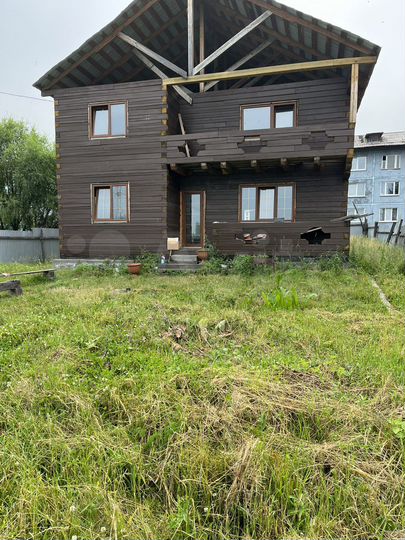 Дом 164 м² на участке 5 сот.