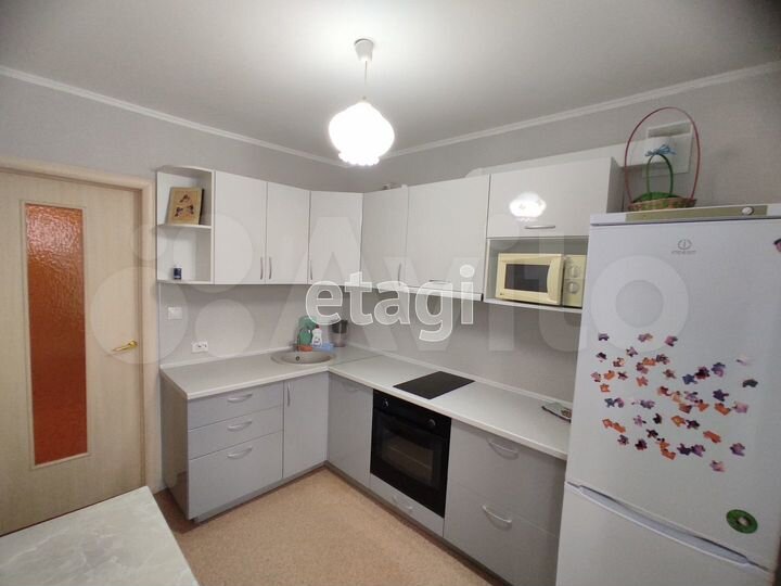 2-к. квартира, 50 м², 6/10 эт.