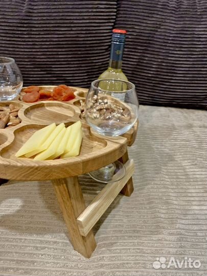 Винные столики оптом