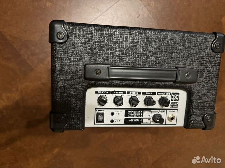 Электрогитара