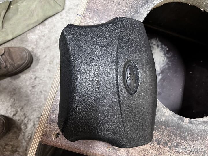 Руль с подушкой priora