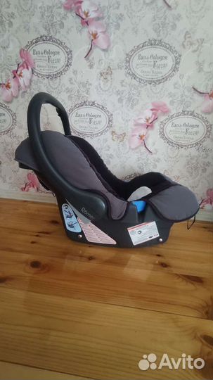 Детское автомобильное кресло люлька