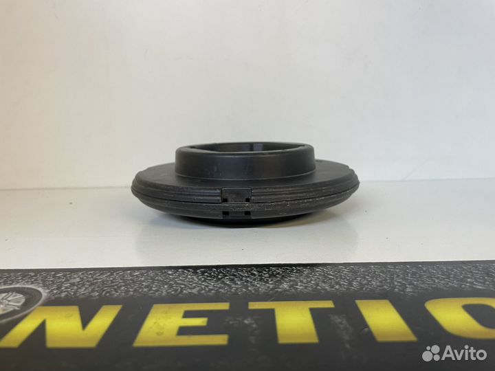 Накладка запасного колеса Nissan Juke F15 Жук