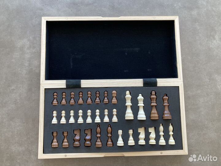 Шахматы турнирные деревянные 40 х 40 см
