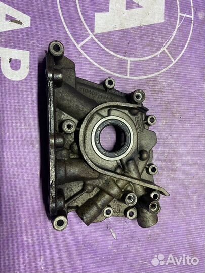 Масляный насос Volvo S40 B4164S3 2008
