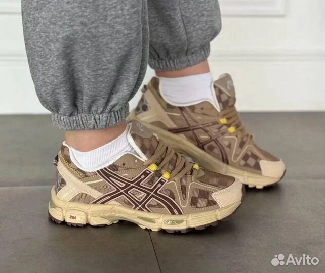 Кроссовки Asics женские 36-41