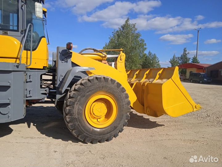 Фронтальный погрузчик SDLG (LGCE) LG953, 2011