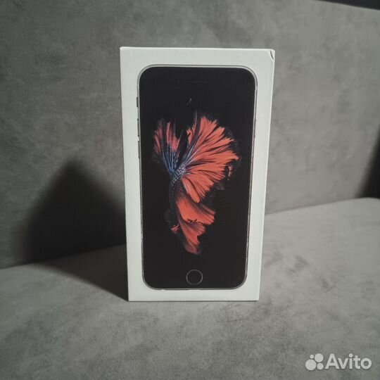 Коробка от iPhone 6s