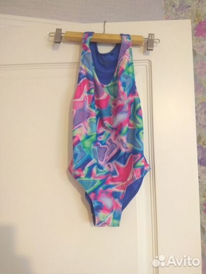 Купальник, шапочка и лчки для купания на девочку