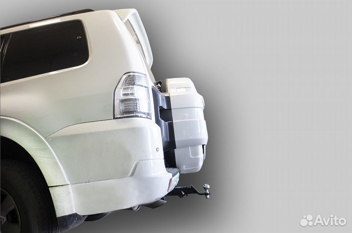 Фаркоп Leader Plus M114-E Mitsubishi Pajero 3/4 (V
