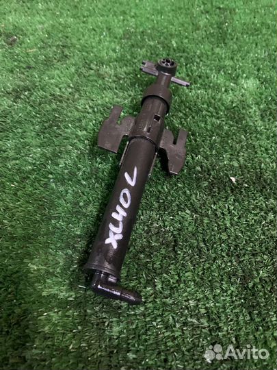 Форсунка омывателя фары левая volvo XC40