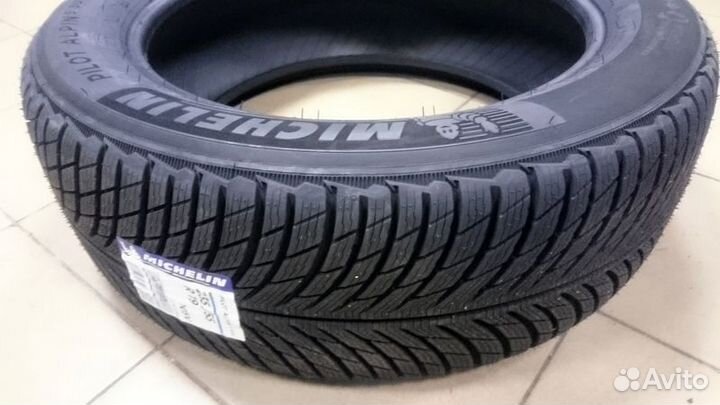 Michelin Pilot Alpin 5 245/45 R17 99V