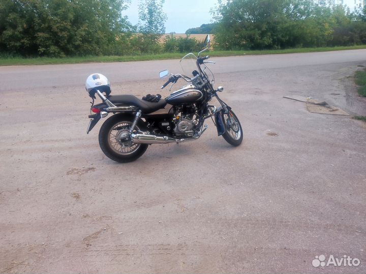 Мотоцикл bajaj avenger 220 cruise