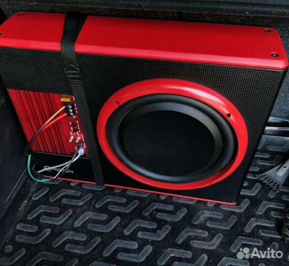 Сабвуфер в машину
