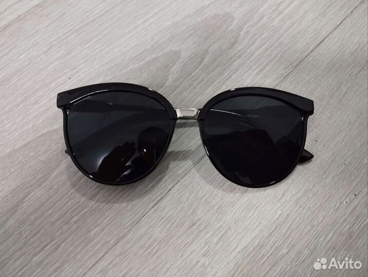 Солнцезащитные очки