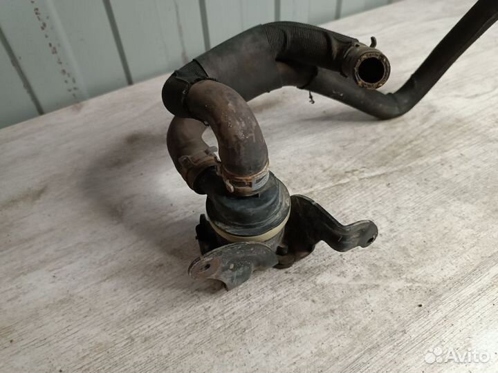 Насос водяной/дополнительный охлаждения Audi A6