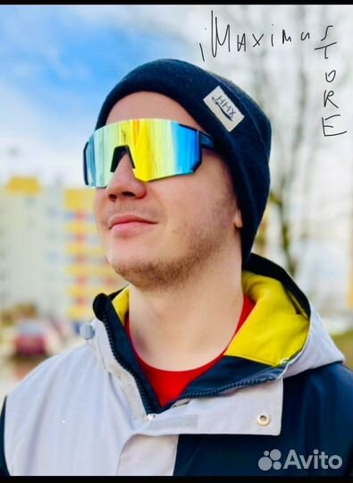 Чёрные спортивные солнцезащитные очки