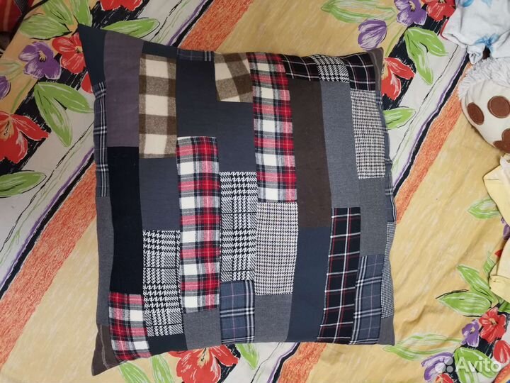 Декоративная подушка