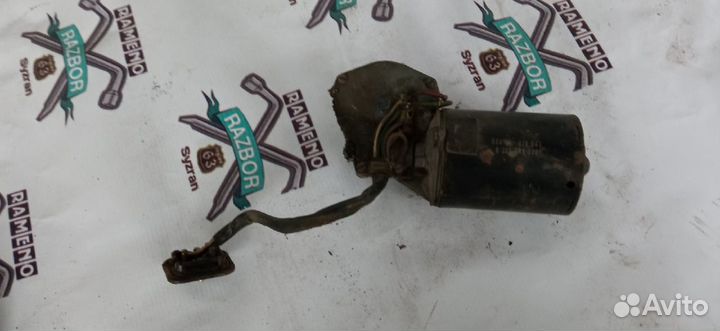 Трапеция стеклоочистителей Mercedes-Benz E W123