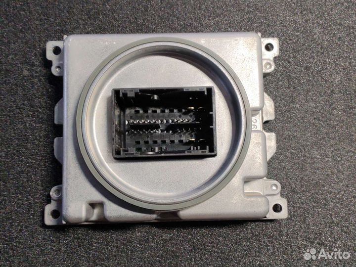 Блок розжига фар VW Passat B8 7PP941571AE T6 LED