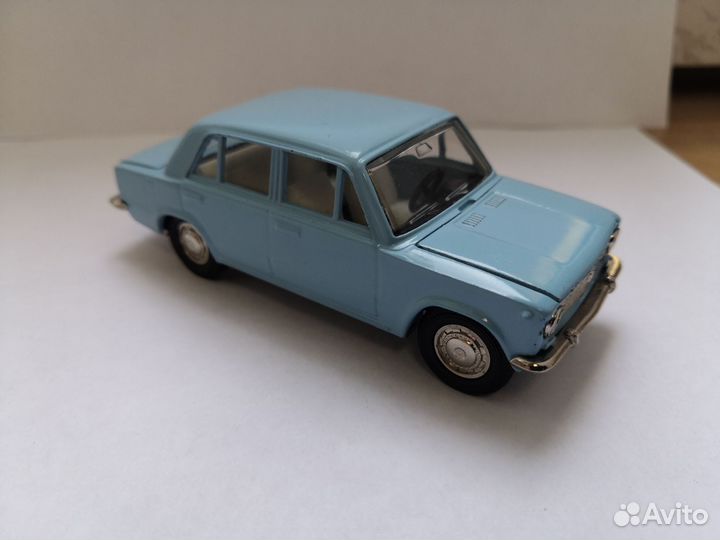 Модель автомобиля 1 43 СССР