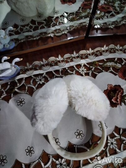 Меховые наушники