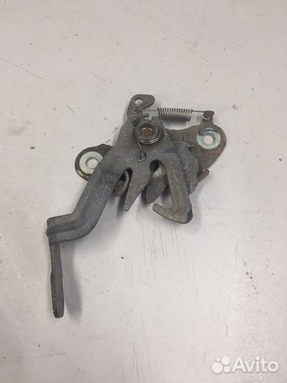 Замок капота peugeot 308