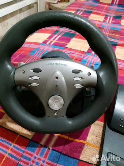 Приставка руль с педалями Trust