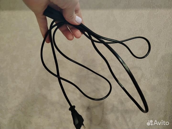 Лампа для ногтей