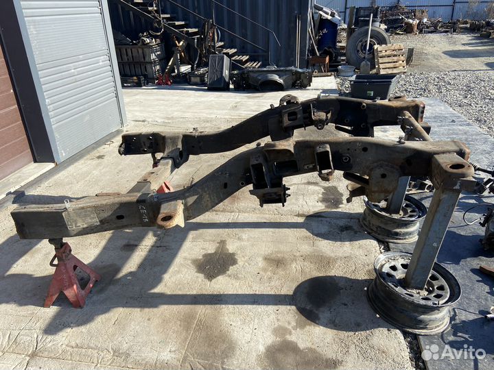 Рама передняя часть Cadillac Escalade GMT800