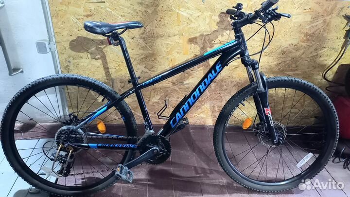 Велосипед горный Cannondale Catalyst 27.5