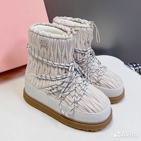 Дутики Miu Miu Moon Boot