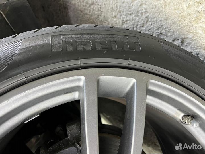 Kumho Ecsta PS71 285/40 R21 и 315/35 R21