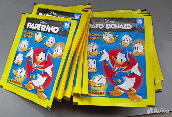 Panini Дональд Дак 85 лет. История в наклейках