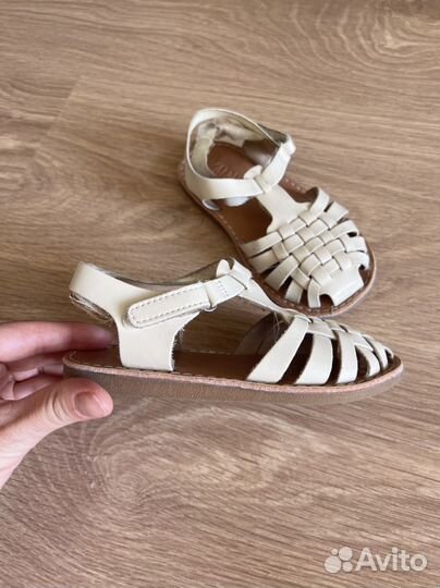 Сандали Zara 24