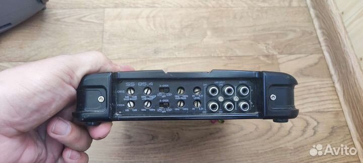 Автомобильный усилитель 4х канальный, revolt 85x4
