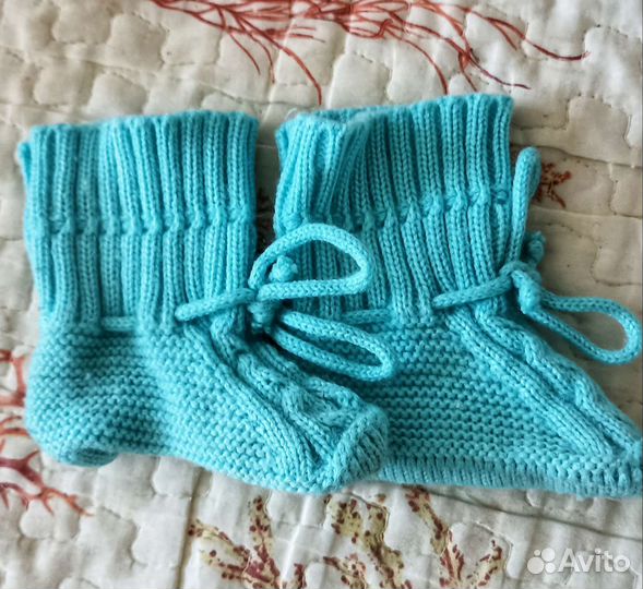 Носочки детские вязаные