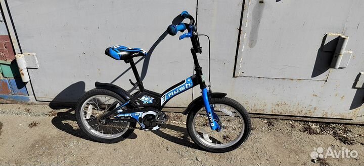 Велосипед детский 4 колесный б/у