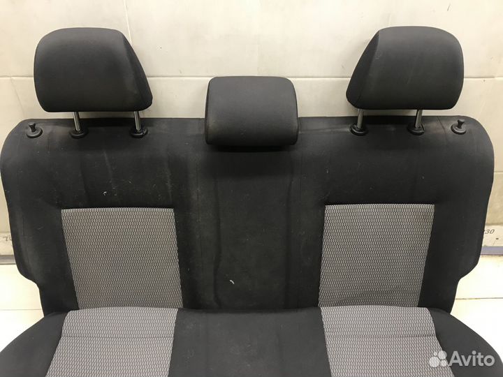 Сиденье заднее Polo (Sed RUS) 2011