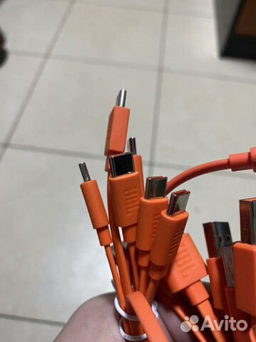 Usb type c JBL