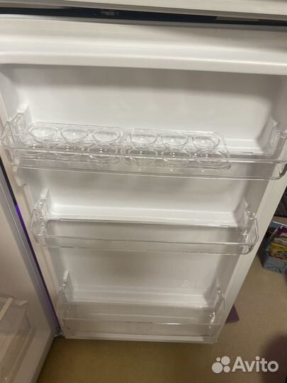 Холодильник dexp