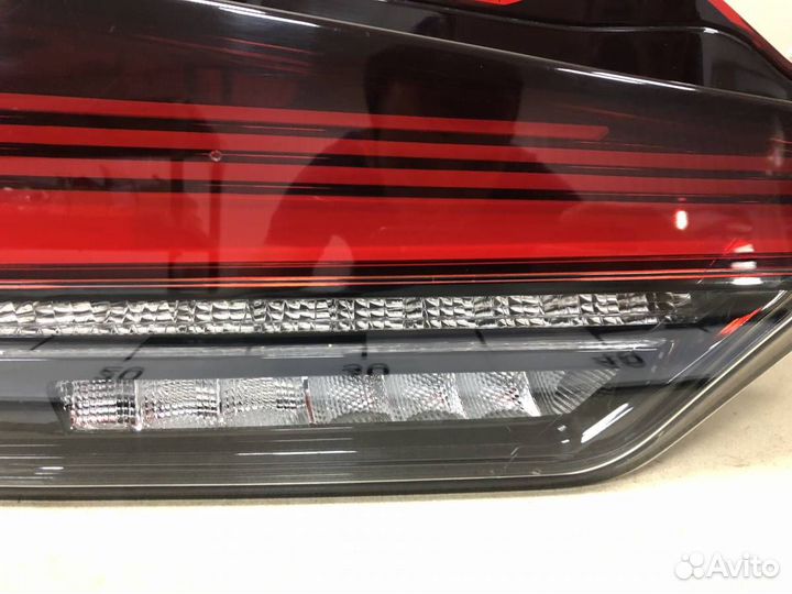 Фонарь задний внутренний левый Lexus RX200t/RX300/RX350/RX350L/RX450h/RX450hL