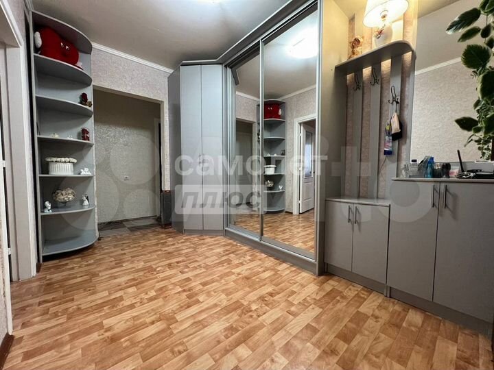 3-к. квартира, 70,7 м², 3/9 эт.